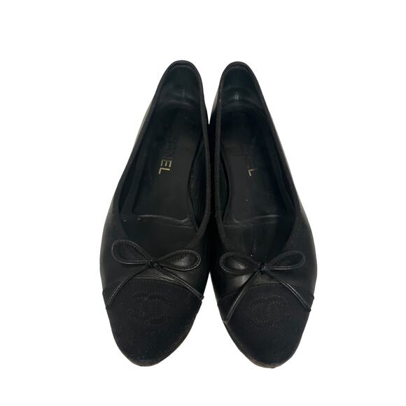CHANEL Black Leather Grosgrain Cap Toe CC Logo Bow Ballet Flats Size 37.5 US 7.5 - Picture 5 of 11